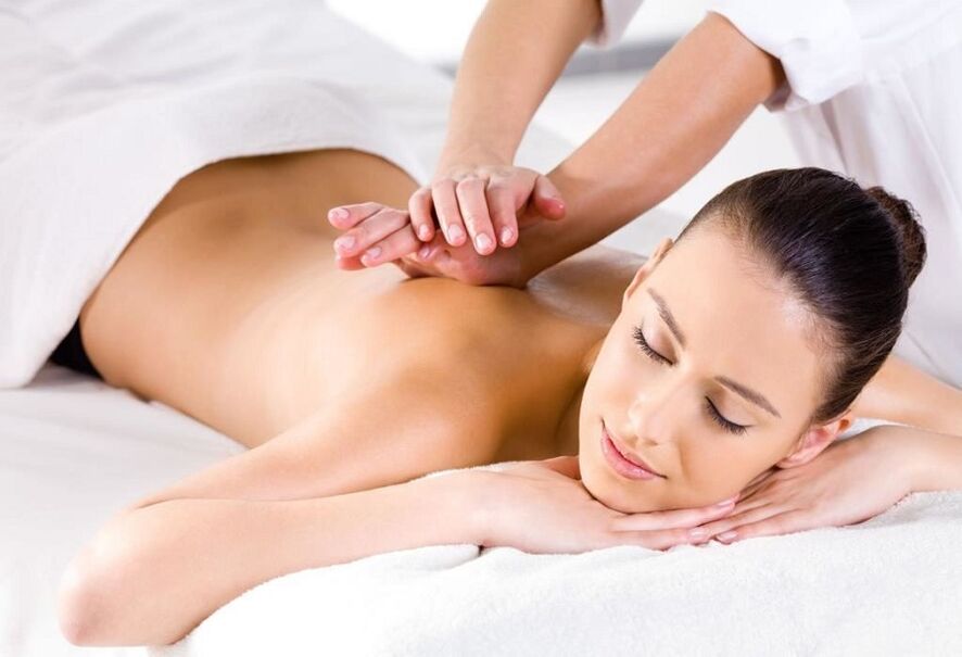 massage thérapeutique pour l'ostéochondrose thoracique